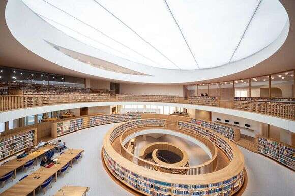 הספרייה הלאומית | סתיו צור