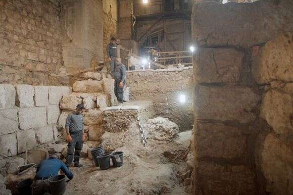 חשיפת קטע החומה החשמונאית בקישלה | גבריאל וולקוביץ, מגדל דוד מוזיאון ירושלים חשיפת קטע החומה החשמונאית בקישלה | גבריאל וולקוביץ, מגדל דוד מוזיאון ירושלים