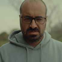 רועי כפרי בסדרה יקומות | רומן לינסקי- באדיבות כאן 11, יסמין טי וי רועי כפרי בסדרה יקומות | רומן לינסקי- באדיבות כאן 11, יסמין טי וי