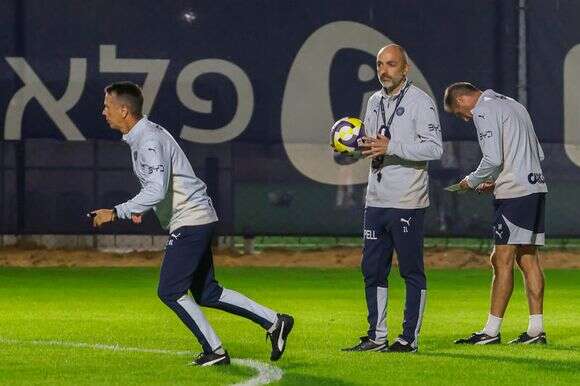 מאמן מכבי תל אביב בכדורגל, ז'ארקו לאזטיץ' | יהושע יוסף, פלאש 90 מאמן מכבי תל אביב בכדורגל, ז'ארקו לאזטיץ' | יהושע יוסף, פלאש 90