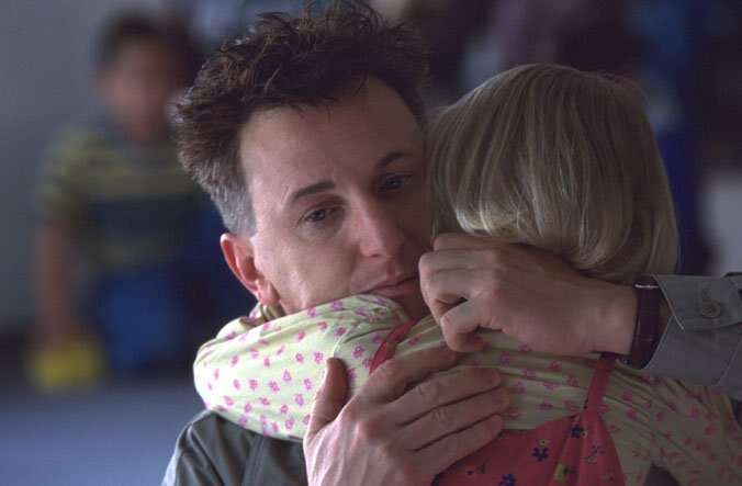 האם ראוי לאפשר לאנשים מוגבלים שכלית להביא ילד לעולם?