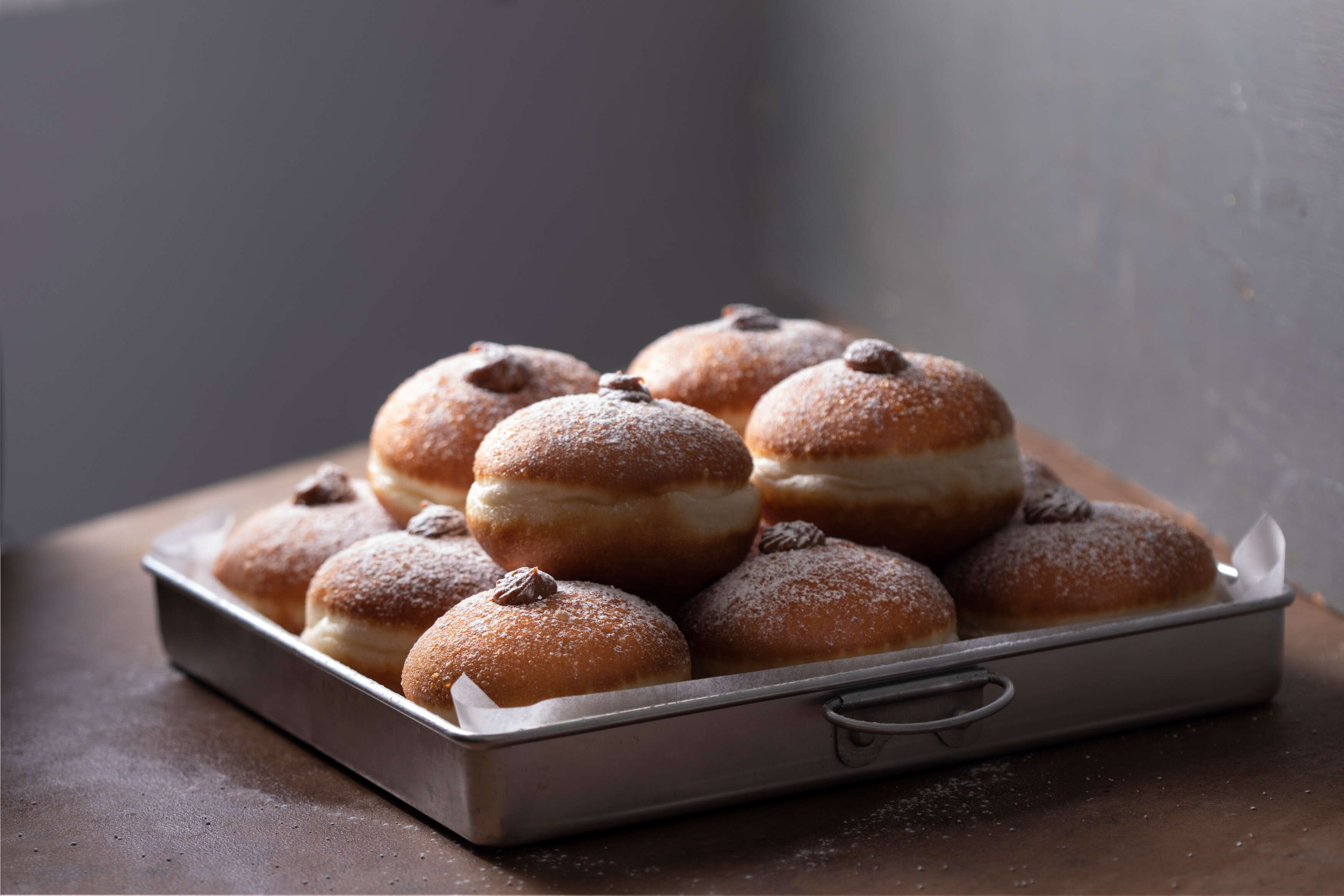 מאפיית לחמים - סופגניות שוקולד | דניאל לילה מאפיית לחמים - סופגניות שוקולד | דניאל לילה