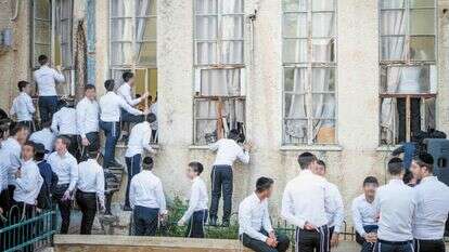 תלמידים בישיבת פוניבז' | אריאל מרמור, פלאש 90