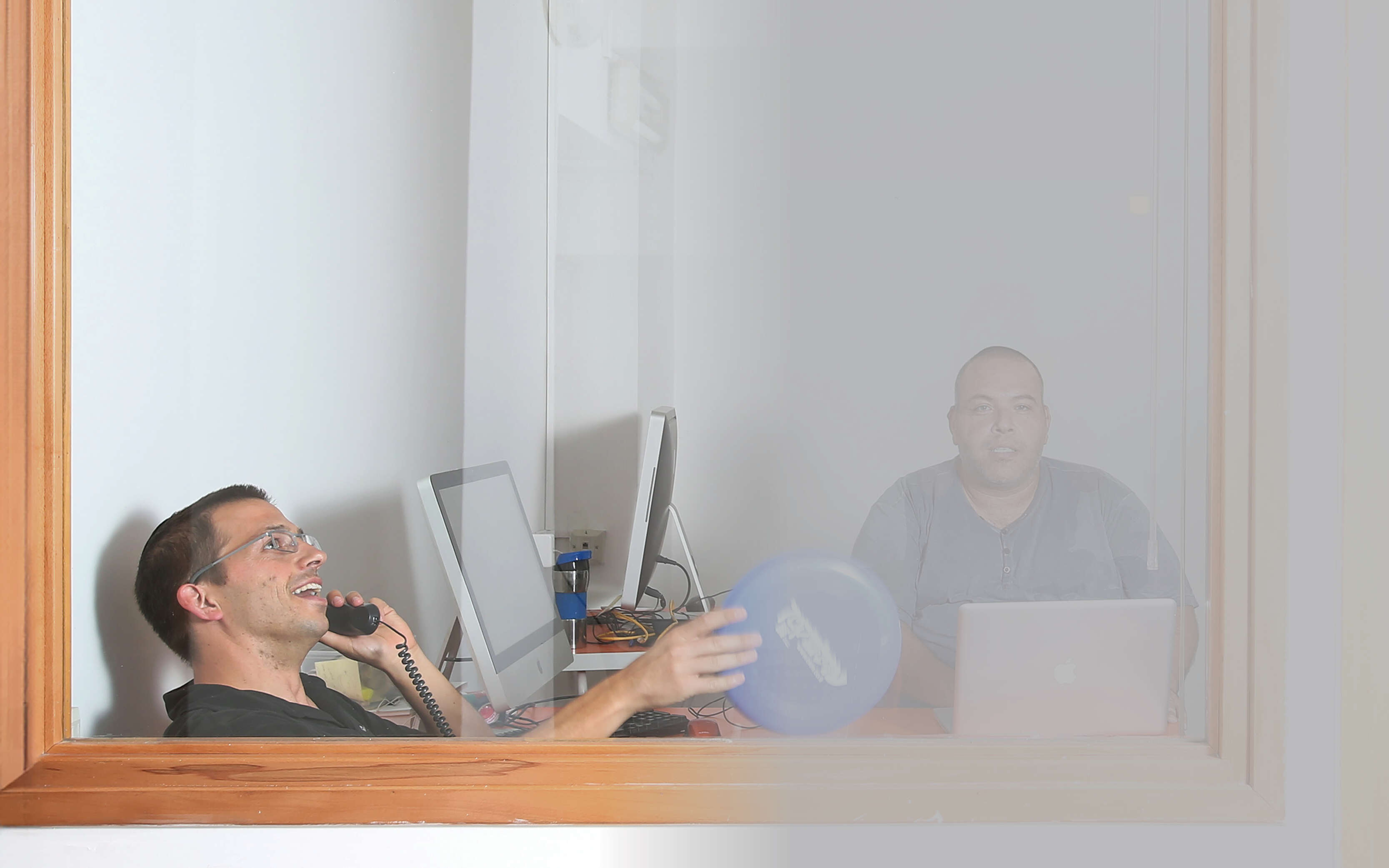 החיבור לאנשי החוות | מרים צחי