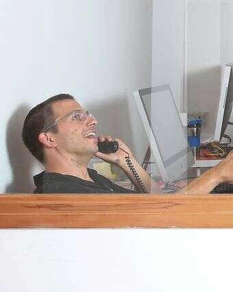 החיבור לאנשי החוות דף הבית | מרים צחי החיבור לאנשי החוות דף הבית | מרים צחי