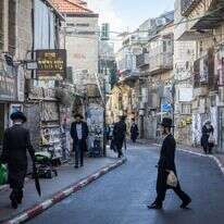 חרדים במאה שערים, השבוע. למצולמים אין קשר לנאמר בכתבה | חיים גולדברג, פלאש 90