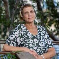 בטיפול דף הבית | יוסי אלוני