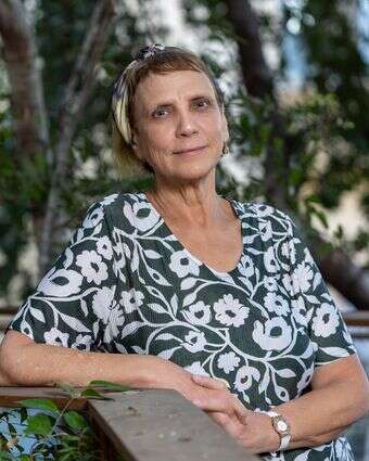 בטיפול דף הבית | יוסי אלוני