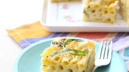 לזניה לעצלנים: פשטידת פסטה בתבנית אחת | אפרת  ליכטנשטט