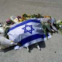 אנדרטה מחוץ לחוף בונדי בסידני, לאחר הפיגוע | AP