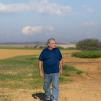 עוטף במילים | לירון מולדובן