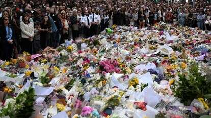 עצרת זיכרון בבונדי לזכר קורבנות הירי בפיגוע | AFP עצרת זיכרון בבונדי לזכר קורבנות הירי בפיגוע | AFP