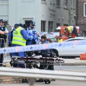 כוחות ביטחון והצלה בזירת הפיגוע בבונדי ביץ', אוסטרליה | EPA