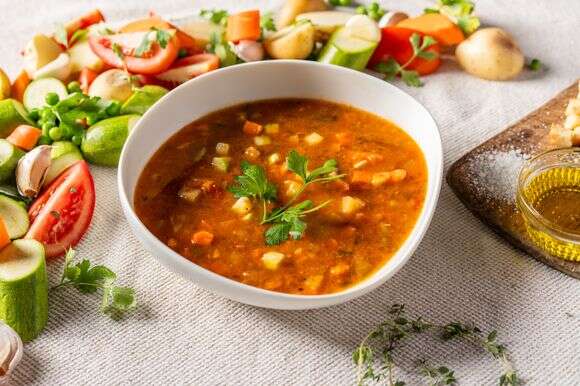 מרק מינסטרונה איטלקי - ענבל | עוז אוחיון