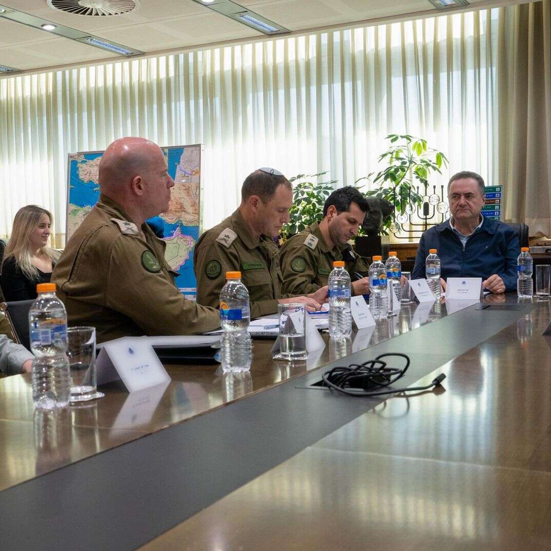הדיון על הקמת הטריבונל הצבאי, היום | אריאל חרמוני, משרד הביטחון