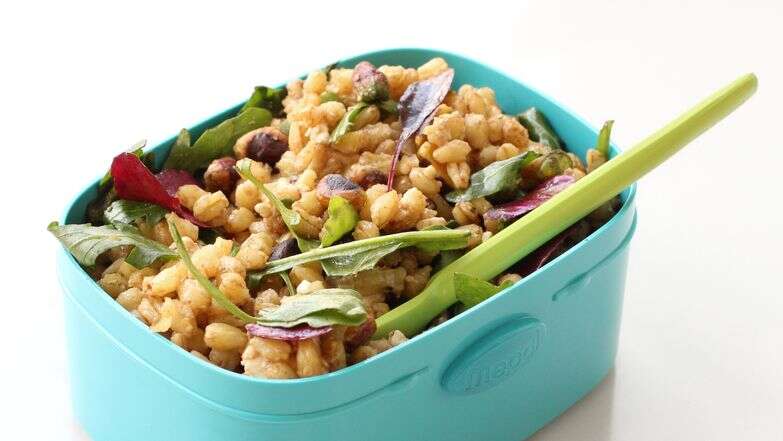 הסלט הבריא שלא מרגיש דיאטה | אפרת ליכטנשטט