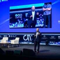 בנט נואם בכנס "שבוע הסייבר" באוניברסיטת תל־אביב, דצמבר 2025 | אבשלום ששוני - פלאש 90