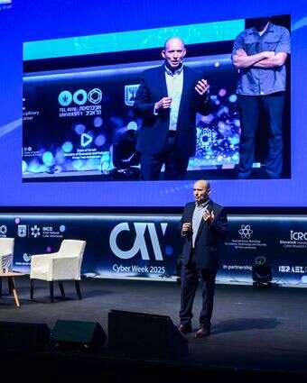 בנט נואם בכנס "שבוע הסייבר" באוניברסיטת תל־אביב, דצמבר 2025 | אבשלום ששוני - פלאש 90