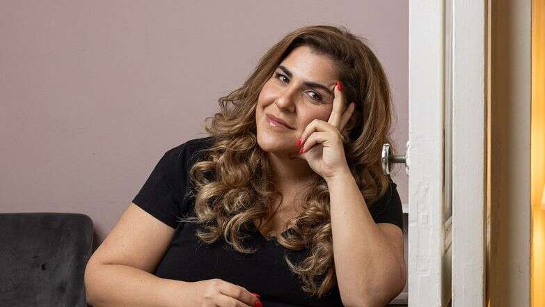 חושך לגרש דף הבית | אבישג שאר–ישוב