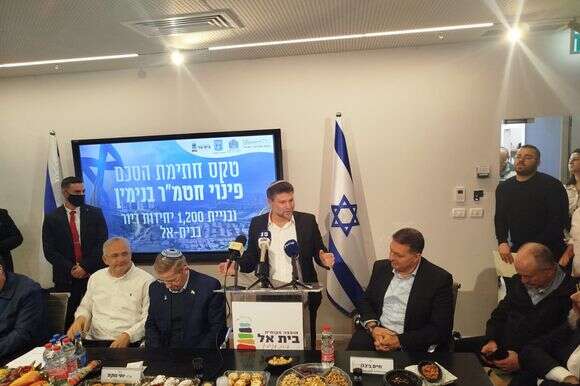 השר סמוטריץ' בטקס אתמול | דוברות בית אל