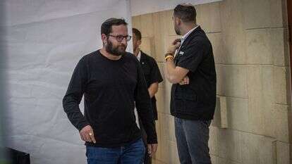 יונתן אוריך | אורן בן חקון