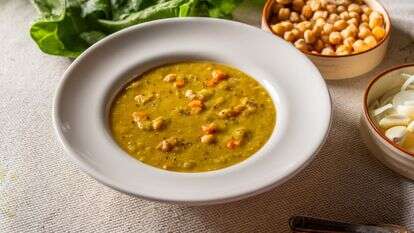 מרק חומוס ומנגולד בפסטיבל המרקים של מלון ענבל | עוז אוחיון