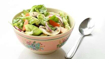 סלט החסה של יום שישי | אפרת ליכטנשטט