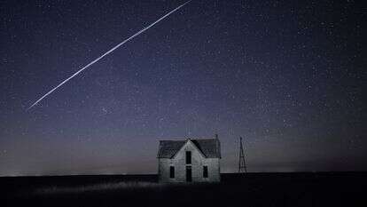 לוויין של חברת סטארלינק עובר מעל טקסס, 2021 | איי.פי