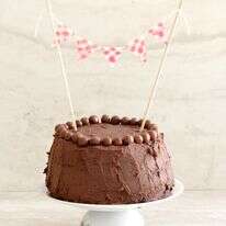 עוגת השוקולד שמיועדת לגדולים | אפרת ליכטנשטט עוגת השוקולד שמיועדת לגדולים | אפרת ליכטנשטט