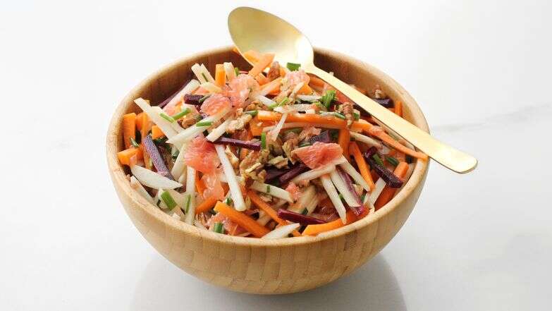 סלט השורשים האסיאתי שלא יורד מהשולחן | אפרת ליכטנשטט