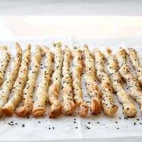 מקלונים מלוחים | אפרת ליכטנשטט