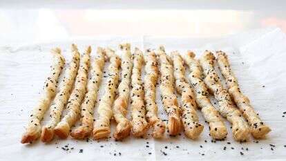 מקלונים מלוחים | אפרת ליכטנשטט מקלונים מלוחים | אפרת ליכטנשטט