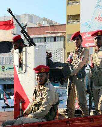 כוחות חמושים של מועצת המעבר הדרומית בעיר עדן | EPA