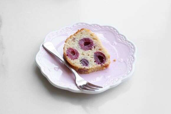 עוגת דובדבנים | אפרת ליכטנשטט