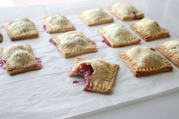 פופ־טארטס | אפרת ליכטנשטט פופ־טארטס | אפרת ליכטנשטט
