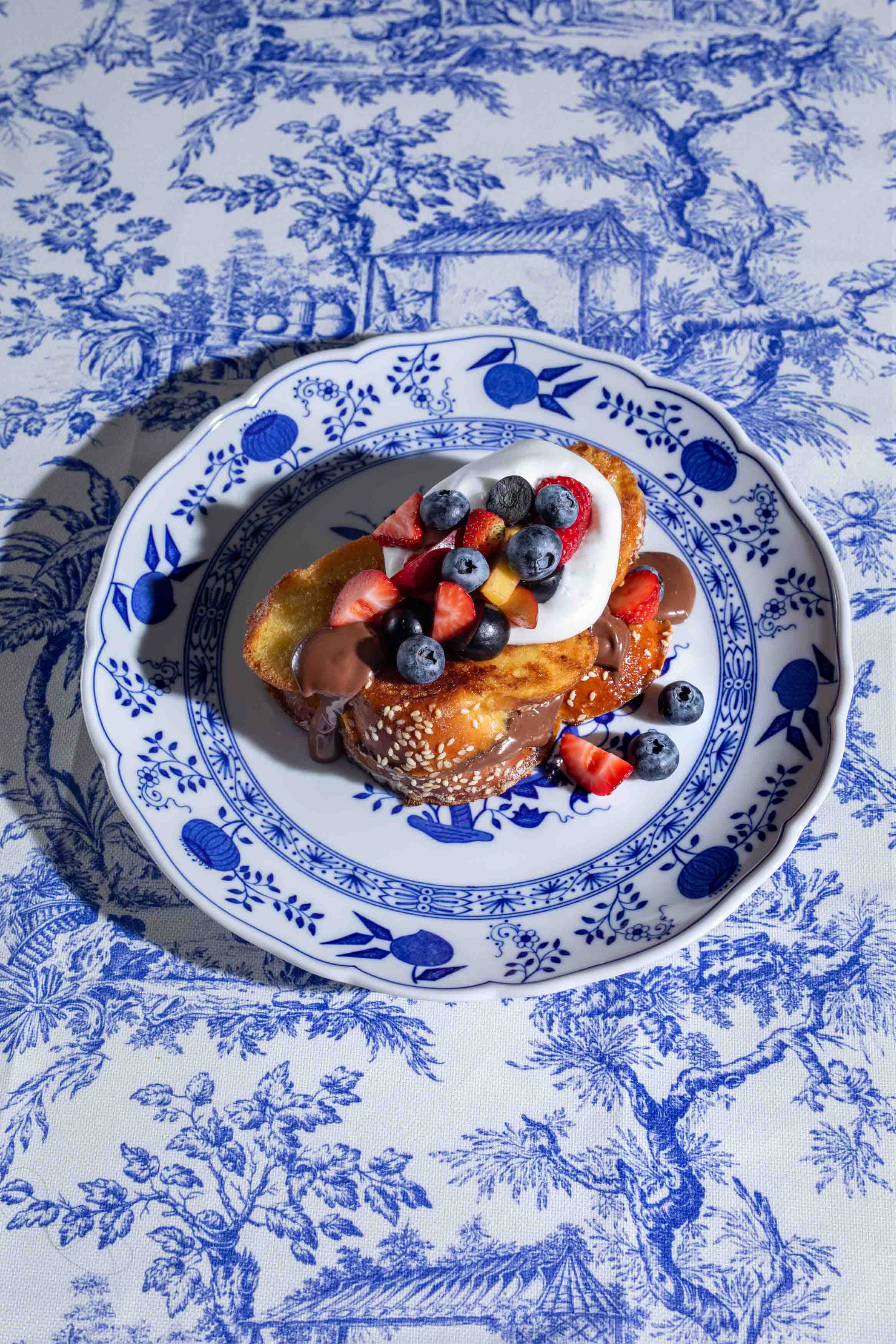 פרנץ' טוסט ממולא בשוקולד | דניאל לילה מתוך ספרו של תום פרנץ