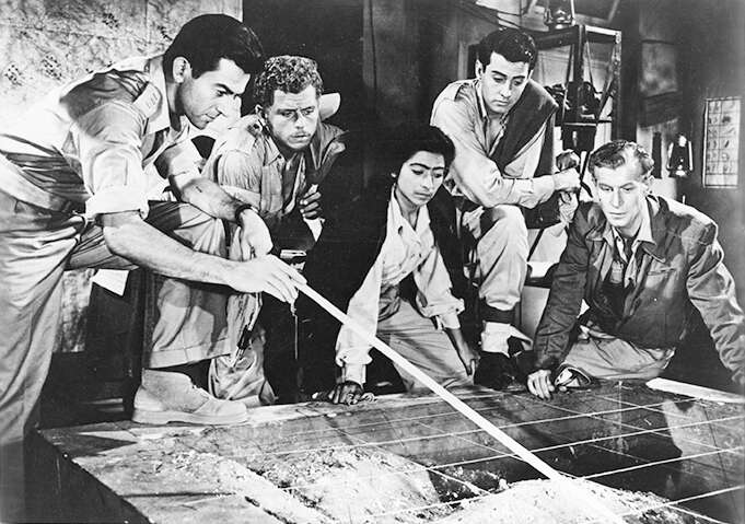 "גבעה 24 אינה עונה", 1955 | אידיבי