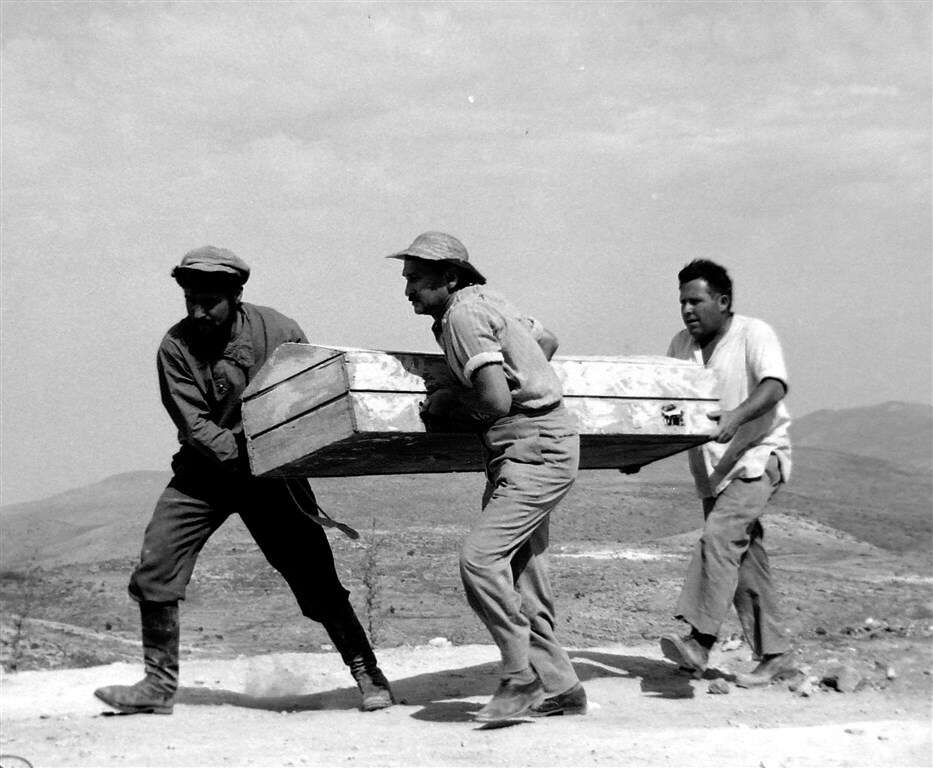 "הם היו עשרה", 1960 | מולה עשת