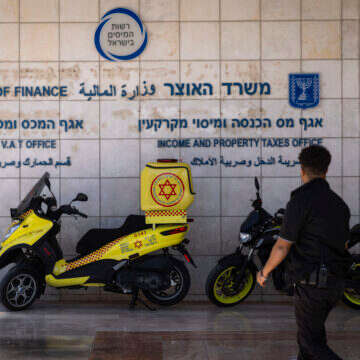 רשות המיסים | אוליבר פיטוסי - פלאש 90