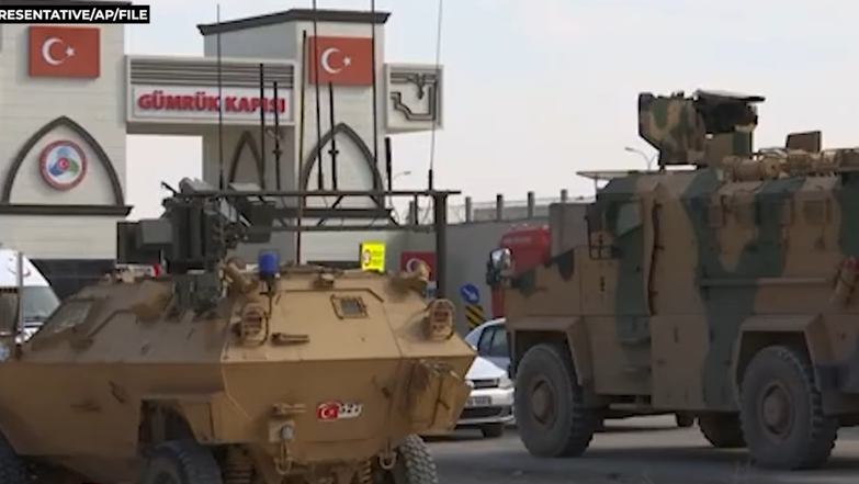 מבצע המעצרים בטורקיה | צילום מסך מיוטיוב מבצע המעצרים בטורקיה | צילום מסך מיוטיוב