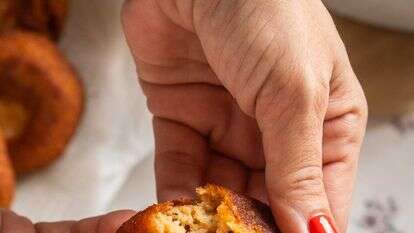 קציצות לחם | גיא אשכנזי, Agency Karela