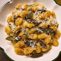 ניוקי עם חמאה חומה ומרווה | לורן בולבין/הוושינגטון פוסט