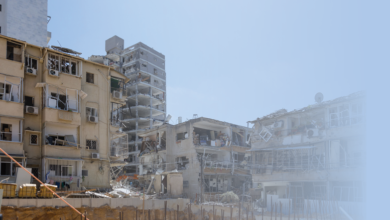 מתוך ההריסות | לירון מולדובן