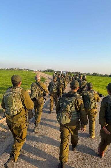 חיילי גדוד הר־הנגב | מקסים אוקנין חיילי גדוד הר־הנגב | מקסים אוקנין