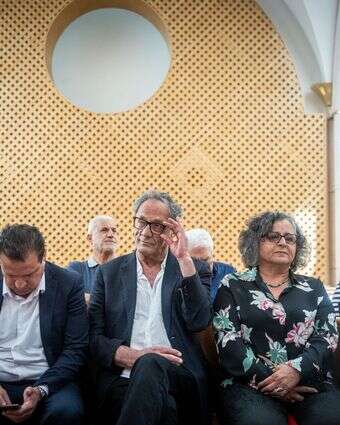 מוחמד בכרי 
וח"כים מהרשימה 
המשותפת בבית 
המשפט העליון, בדיון בעתירה נגד סרטו "ג'נין ג'נין", מאי 2021 | יונתן זינדל, פלאש 90