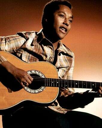 השיר שלו | לאבי סיפרה השיר שלו | לאבי סיפרה