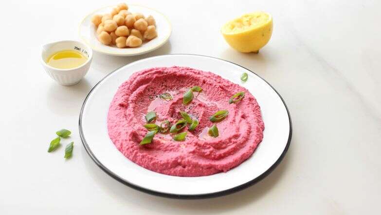 חומוסלק: הממרח הוורוד שכבש את המטבח | אפרת ליכנטשטט