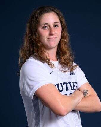 הכדור ברגליים שלה דף הבית | זק בולדינגר