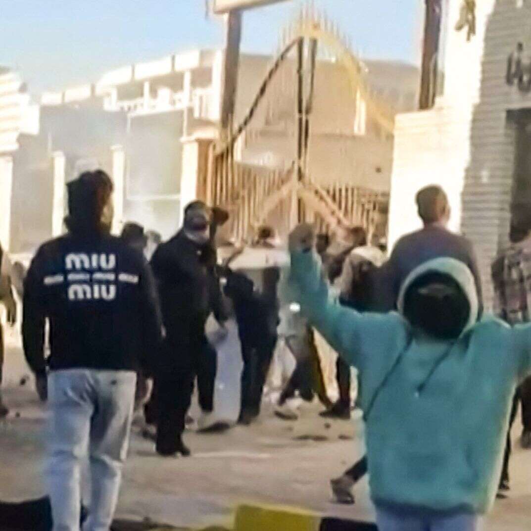 מחאות באיראן שנגרמו עקב חוסר שביעות רצון מהקיפאון הכלכלי במדינה | AFP