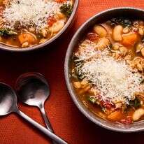 מינסטרונה פטריות עם שעועית | לורן בולבין/הוושינגטון פוסט